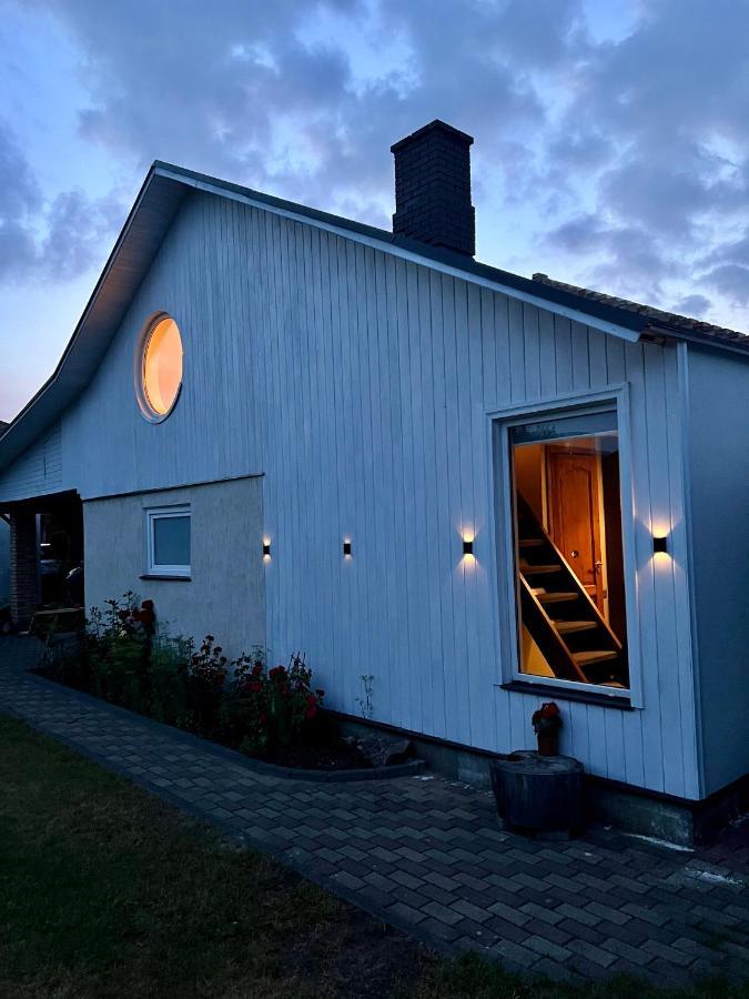 Two Story Tiny House Villa Ventspils Luaran gambar